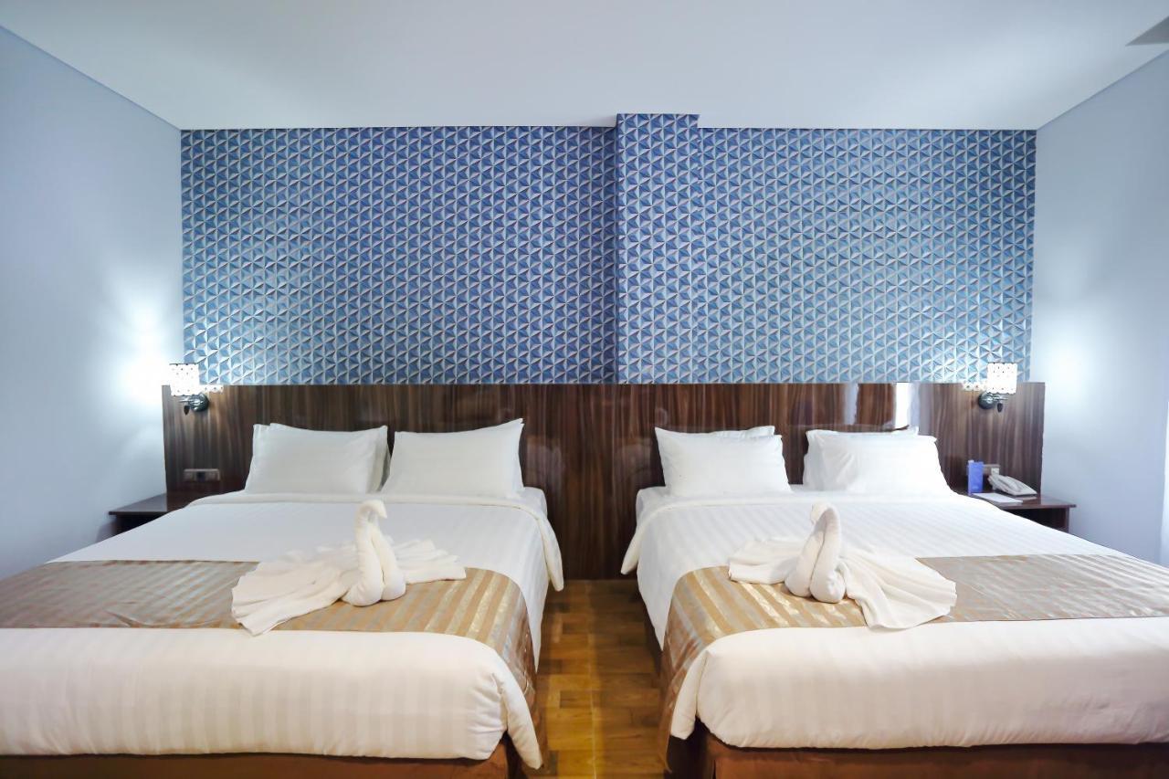 Hotel Horison Express Sentani Jayapura Esterno foto