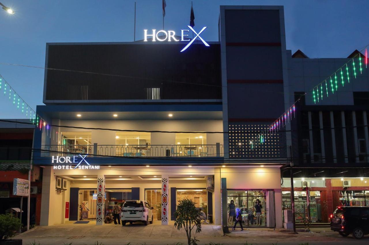 Hotel Horison Express Sentani Jayapura Esterno foto