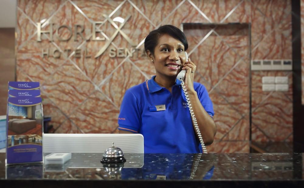 Hotel Horison Express Sentani Jayapura Esterno foto